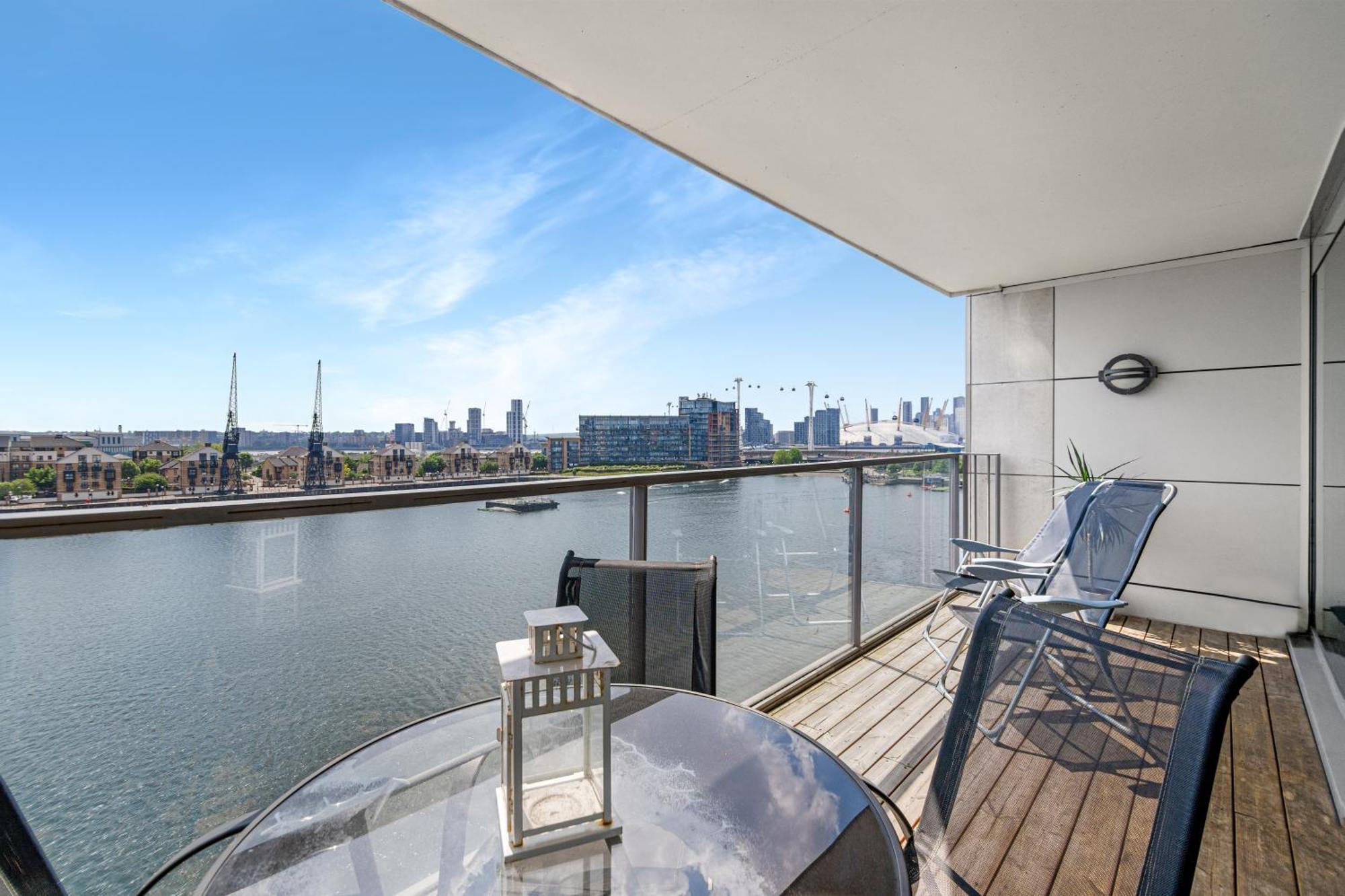 London Excel Waterfront Serenity Apartment Luaran gambar