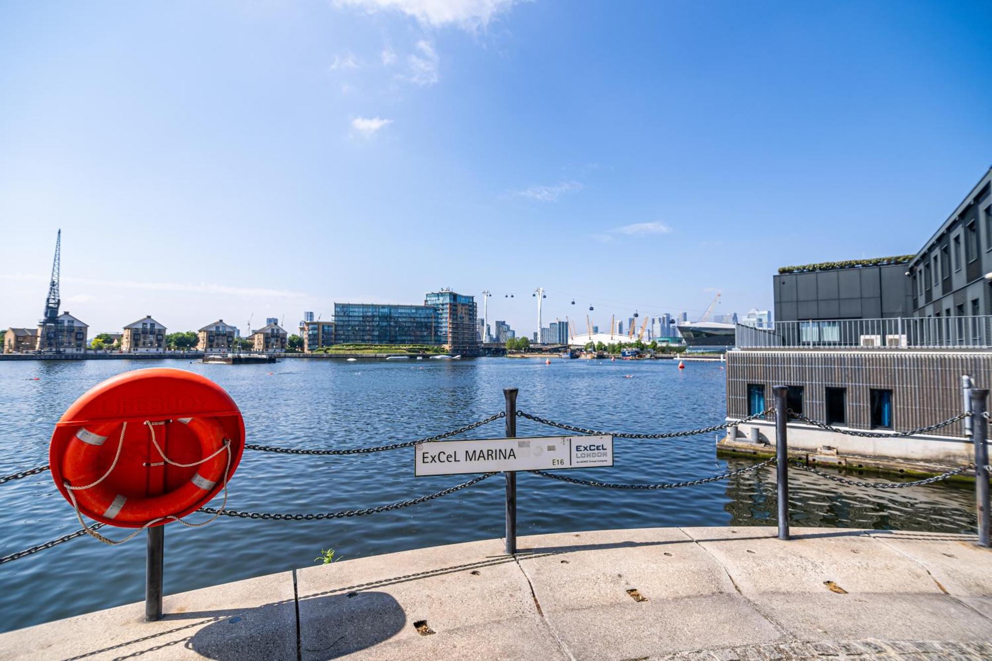 London Excel Waterfront Serenity Apartment Luaran gambar